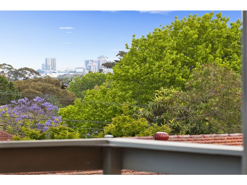 3 Neale Avenue, Forestville NSW 2087