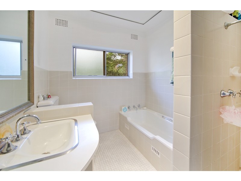 8/2a King Street, Newport NSW 2106