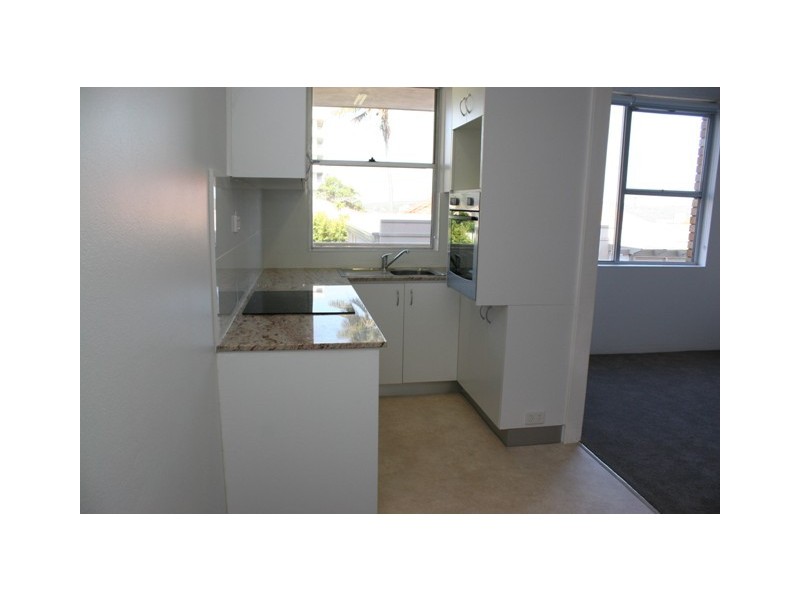 7 Hilltop Crescent, Fairlight NSW 2094