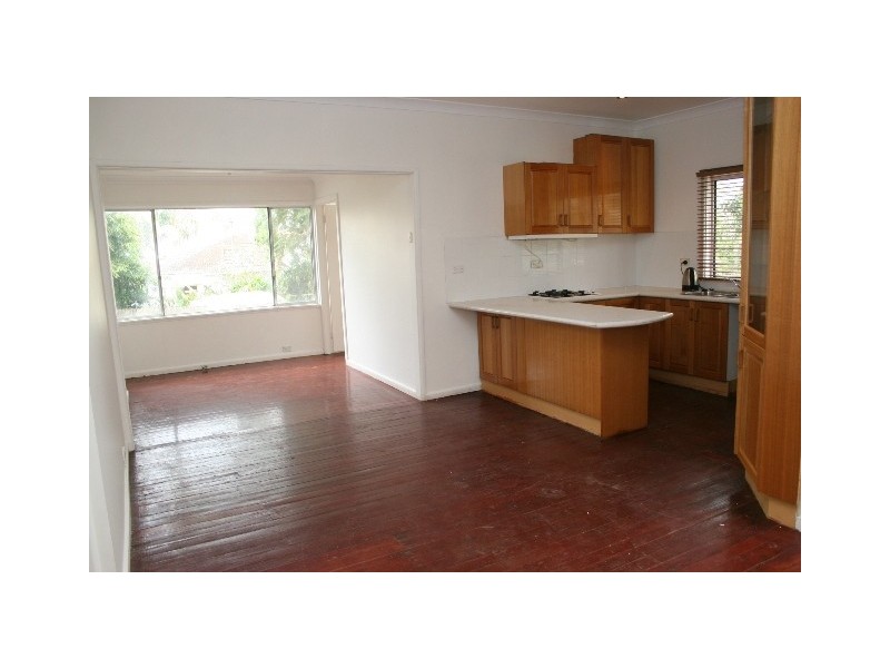 33B Old Pittwater Road, Brookvale NSW 2100