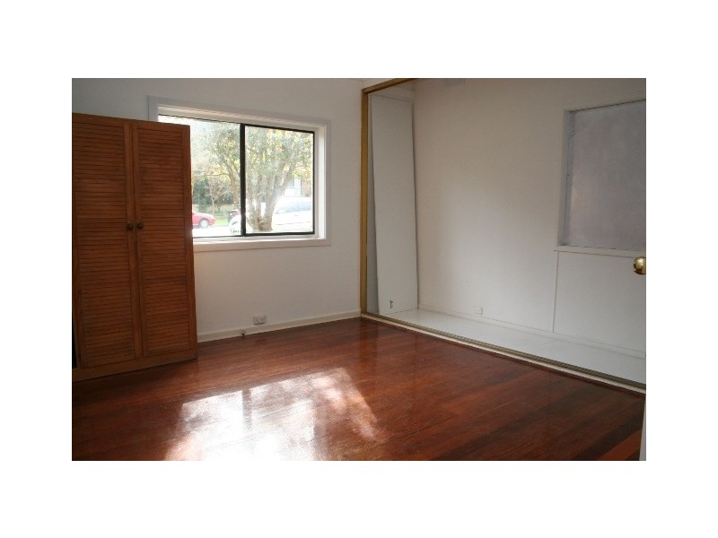 33B Old Pittwater Road, Brookvale NSW 2100