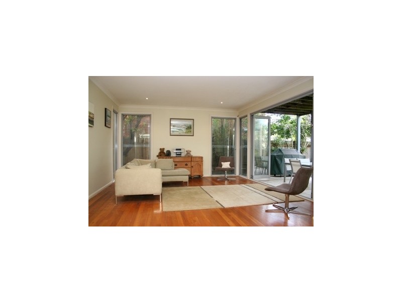 33 Charles Street, Freshwater NSW 2096