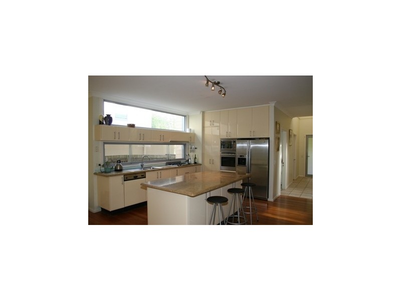 33 Charles Street, Freshwater NSW 2096