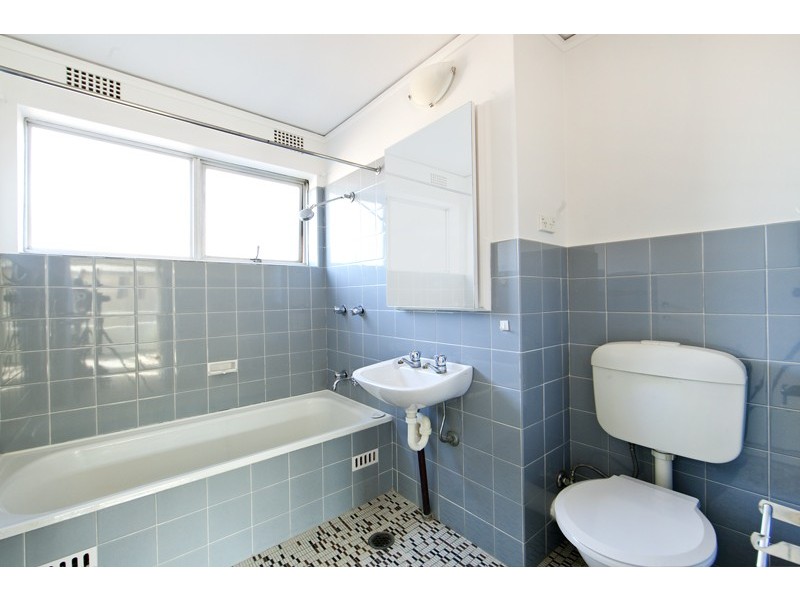 4/10 Campbell Parade, Manly Vale NSW 2093