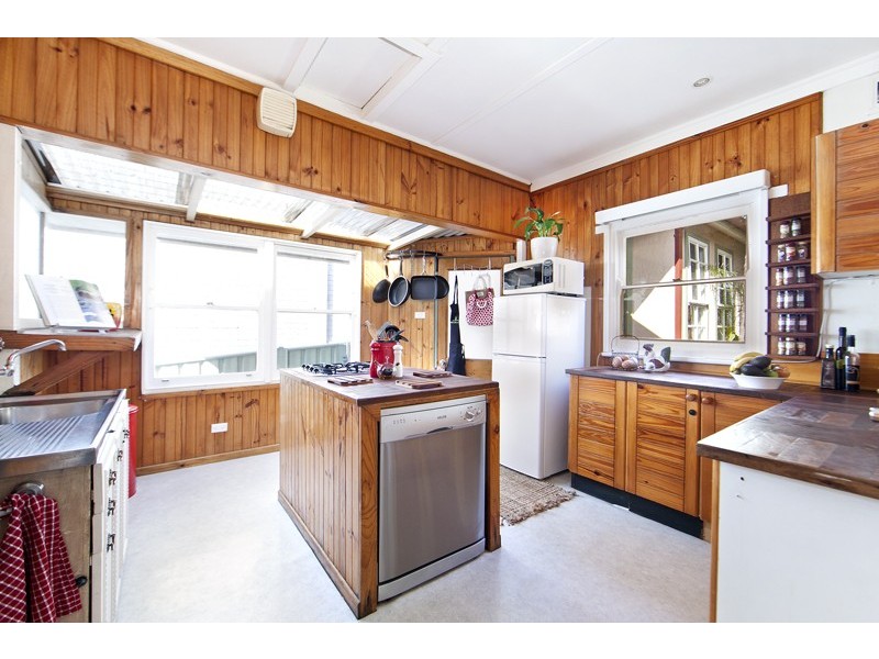 47 Gardere Avenue, Curl Curl NSW 2096