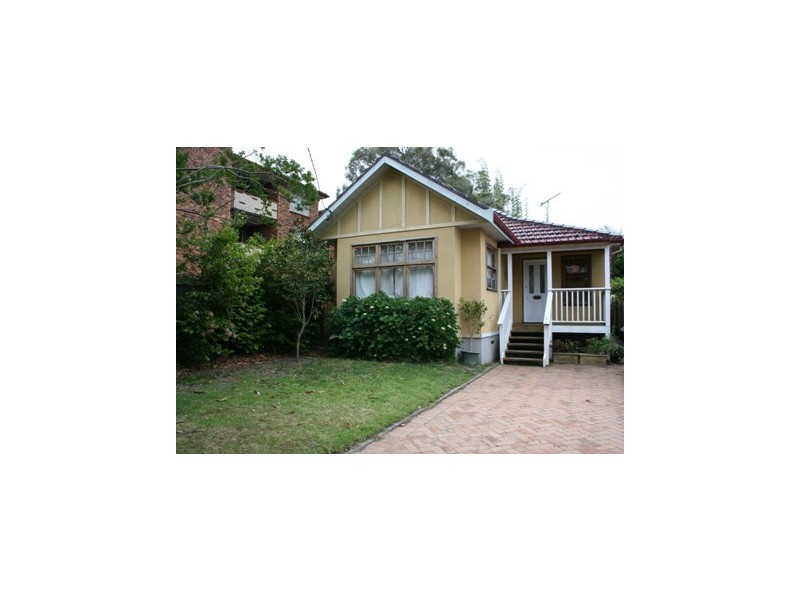 53 Wyuna Avenue, Freshwater NSW 2096