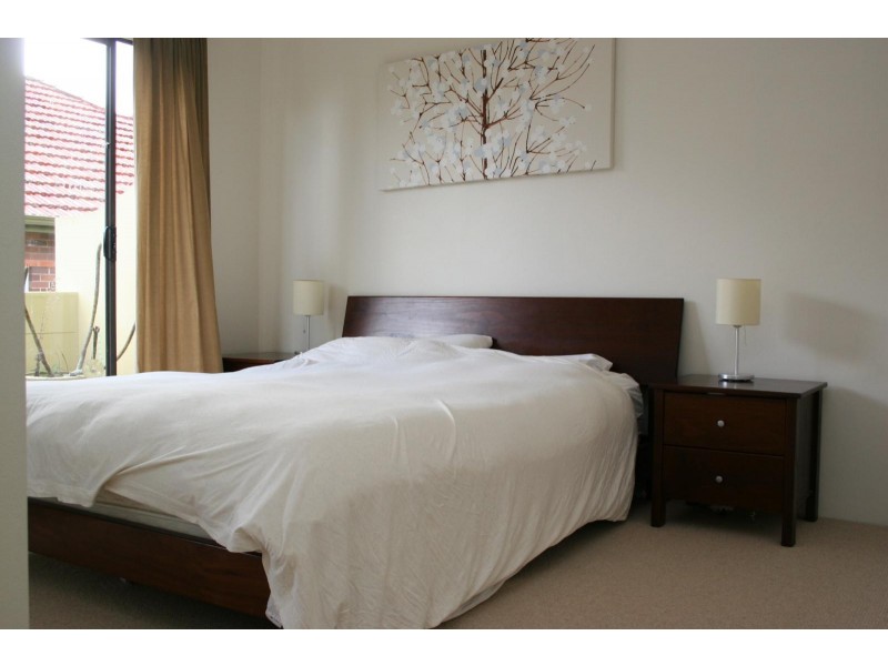 2/10-12 Wood Street, Manly NSW 2095