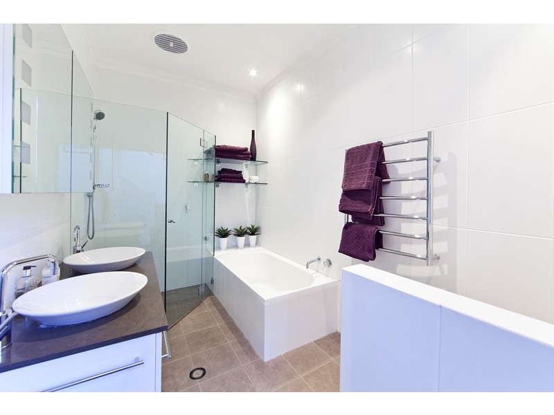 21 Marlborough Avenue, Freshwater NSW 2096