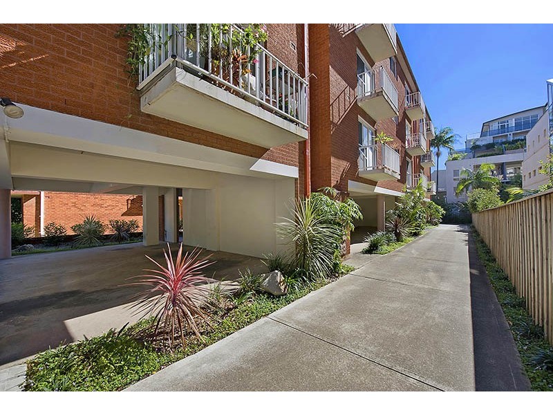 11/20 Pacific Parade, Dee Why NSW 2099