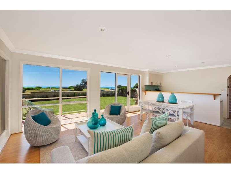 78a Carrington Parade, Curl Curl NSW 2096