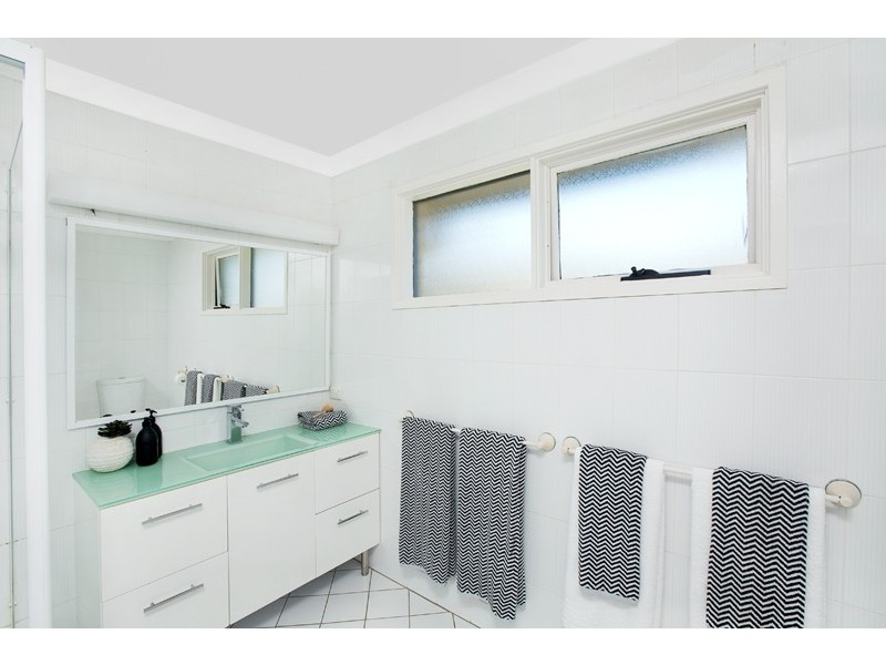 78a Carrington Parade, Curl Curl NSW 2096