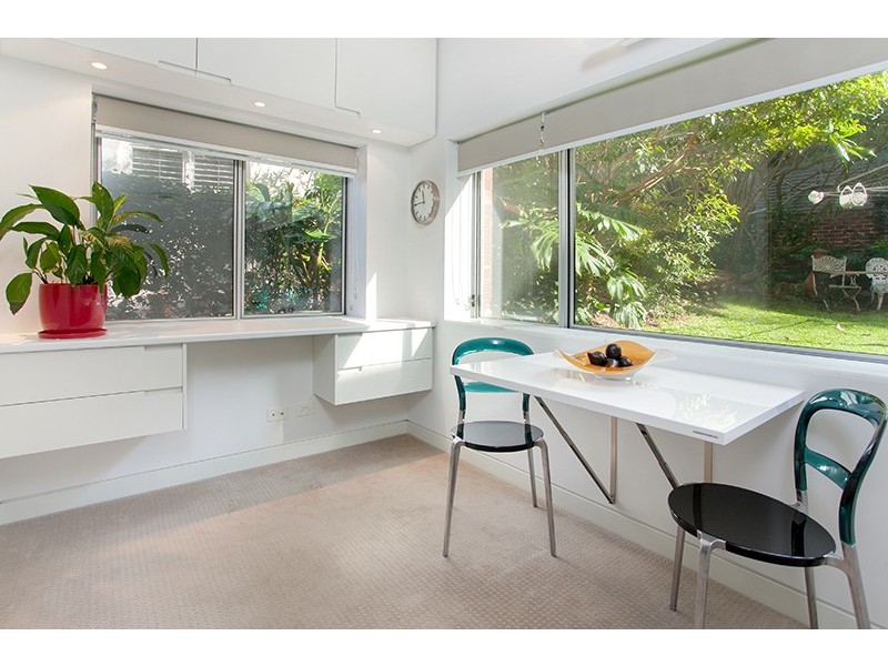 2/6 The Crescent, Manly NSW 2095