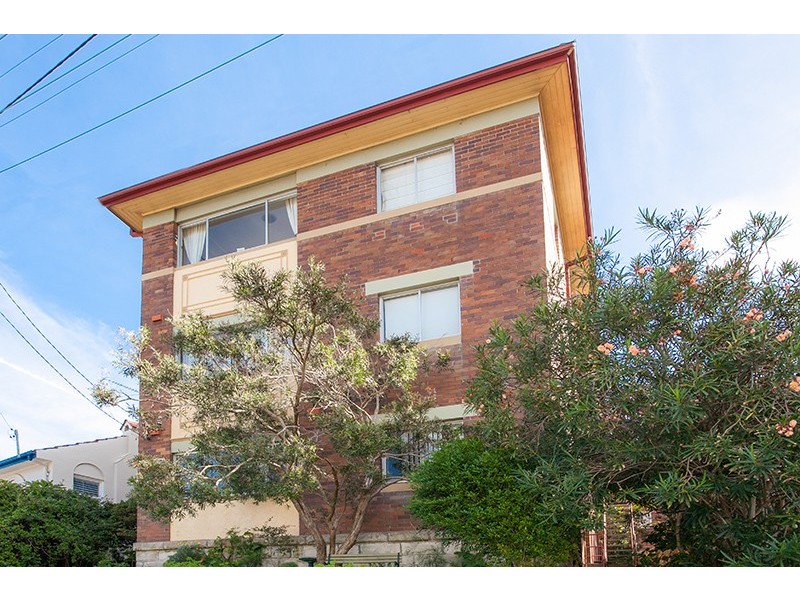 2/6 The Crescent, Manly NSW 2095