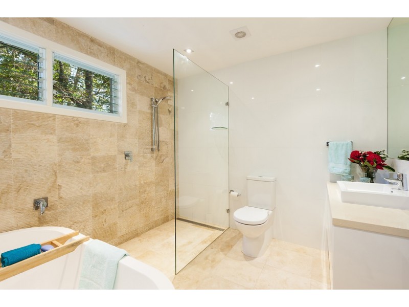 9 Elouera Road, Avalon Beach NSW 2107