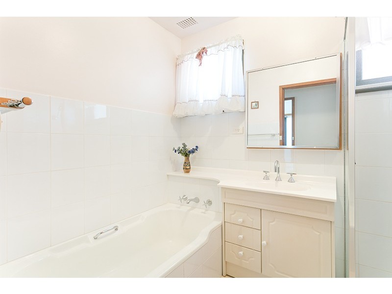 39 Allenby Park Parade, Allambie Heights NSW 2100