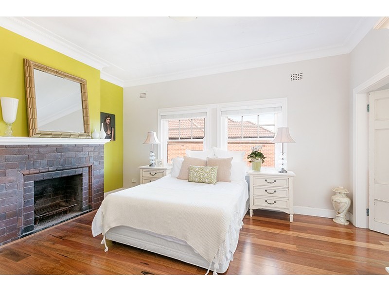 4/16 Cove Avenue, Manly NSW 2095