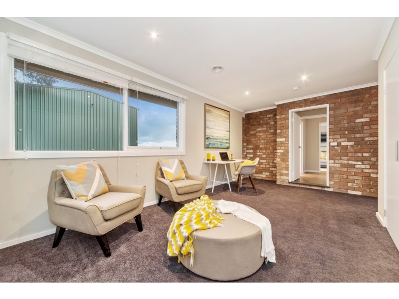41 Dixon Road, Gisborne VIC 3437