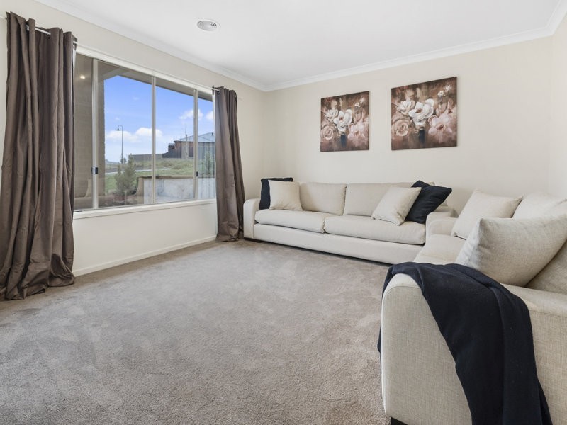 5 Kelly Close, Kyneton VIC 3444