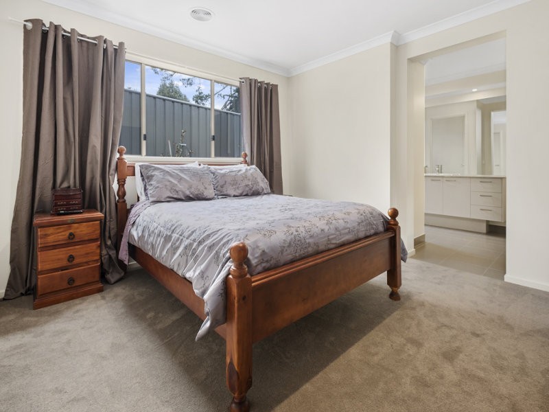 5 Kelly Close, Kyneton VIC 3444