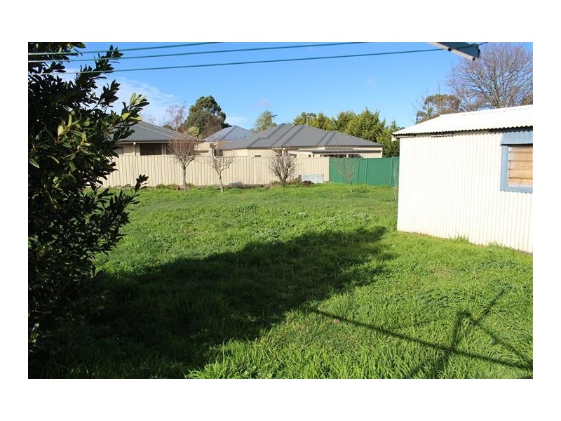 90 Station Road, Gisborne VIC 3437