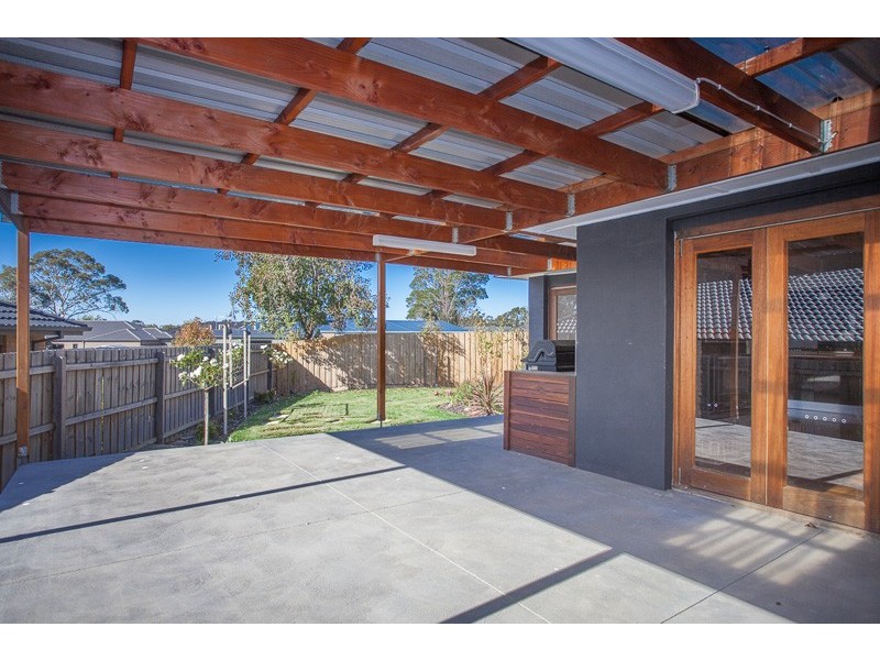 143 Aitken Street, Gisborne VIC 3437