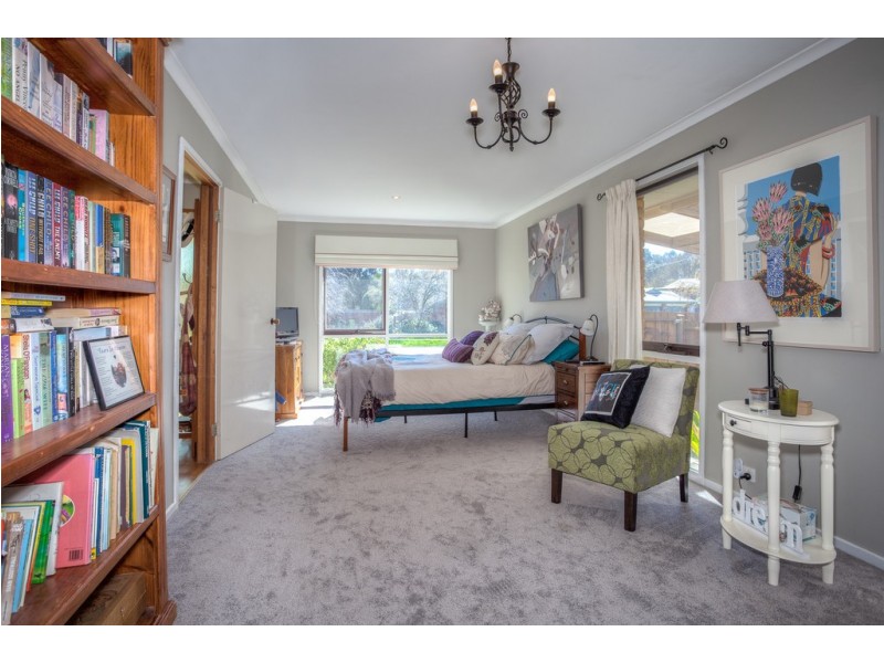 102 Frith Road, Gisborne VIC 3437