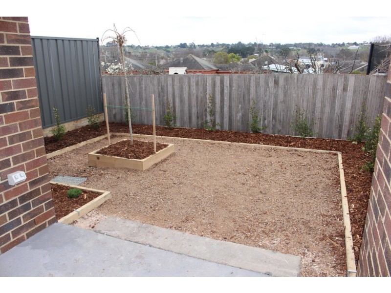 3/55 Brantome Street, Gisborne VIC 3437