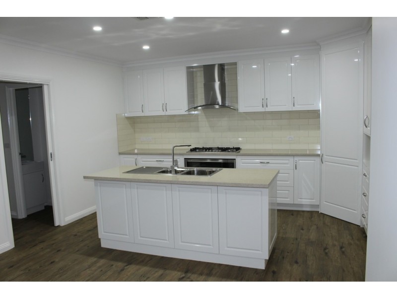 3/55 Brantome Street, Gisborne VIC 3437