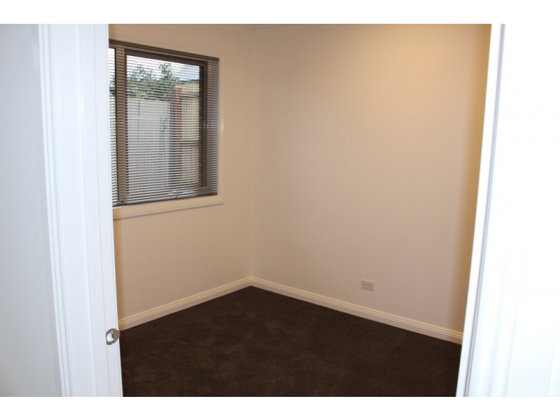 3/55 Brantome Street, Gisborne VIC 3437