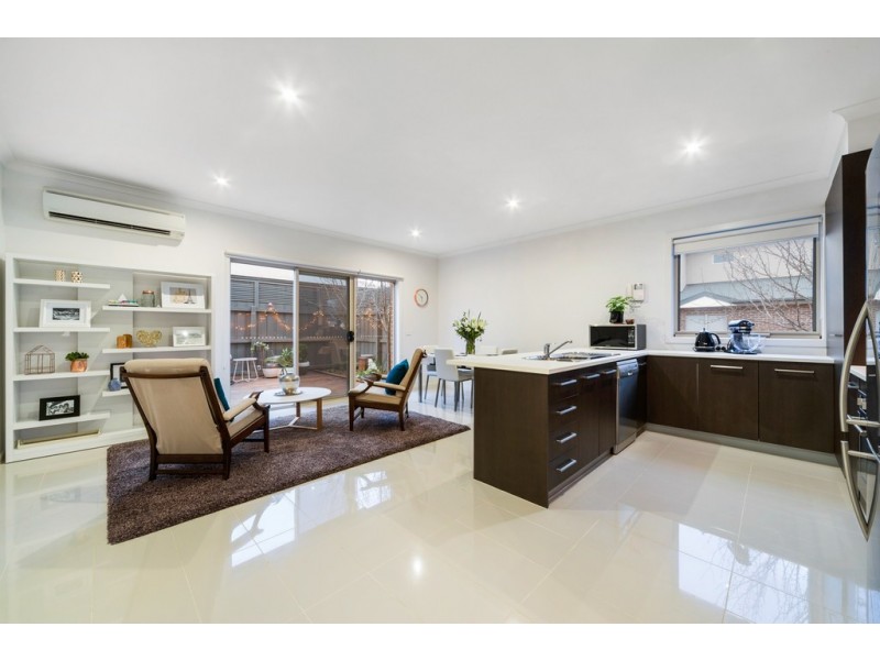Unit 11/14-16 Rodney Street, Gisborne VIC 3437