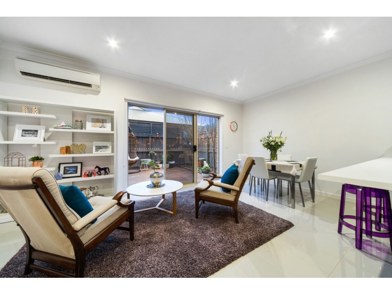 Unit 11/14-16 Rodney Street, Gisborne VIC 3437