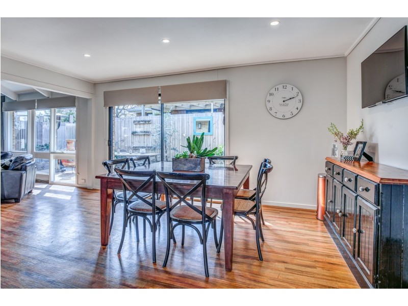 25 Grant Avenue, Gisborne VIC 3437