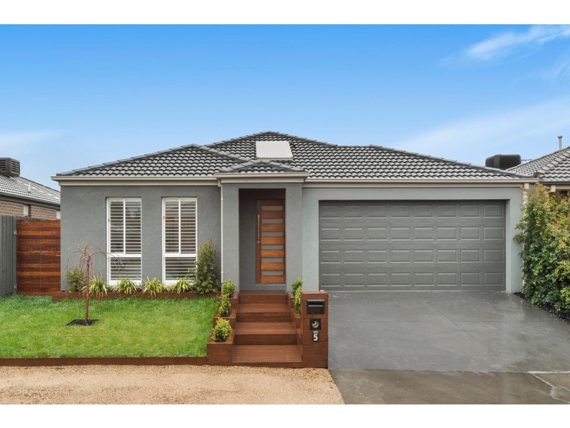 5 Elizabeth Court, Riddells Creek VIC 3431