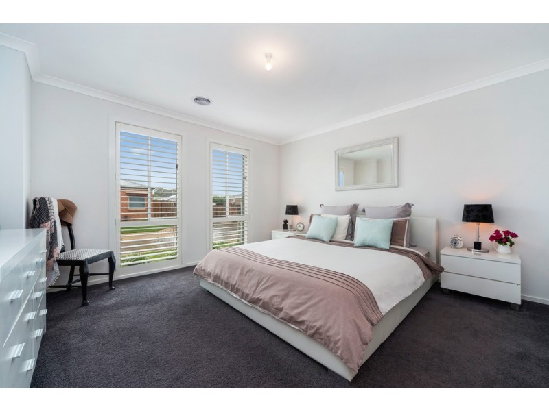 5 Elizabeth Court, Riddells Creek VIC 3431