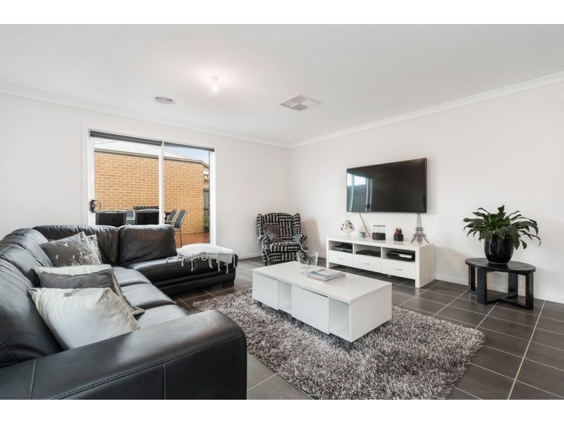 5 Elizabeth Court, Riddells Creek VIC 3431