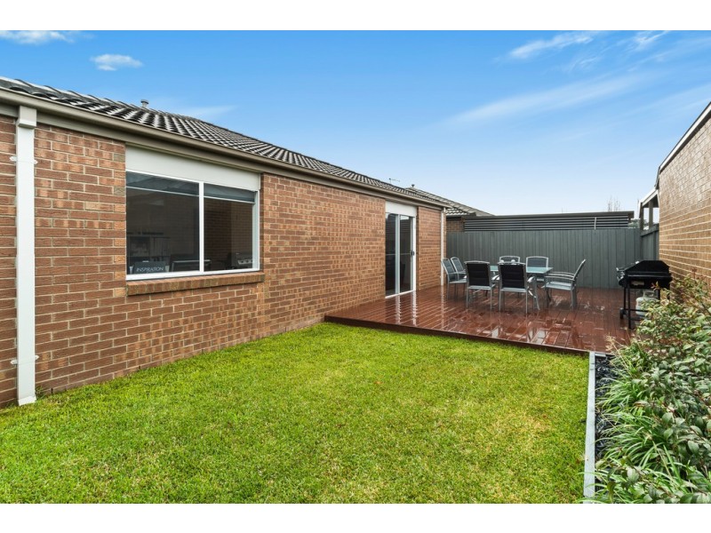 5 Elizabeth Court, Riddells Creek VIC 3431