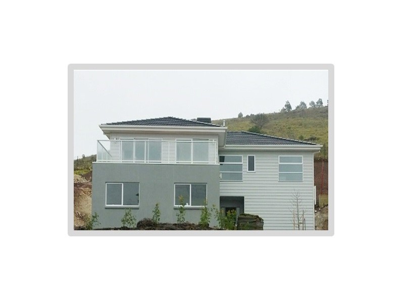 9 Wedmore Cres, Sunbury VIC 3429