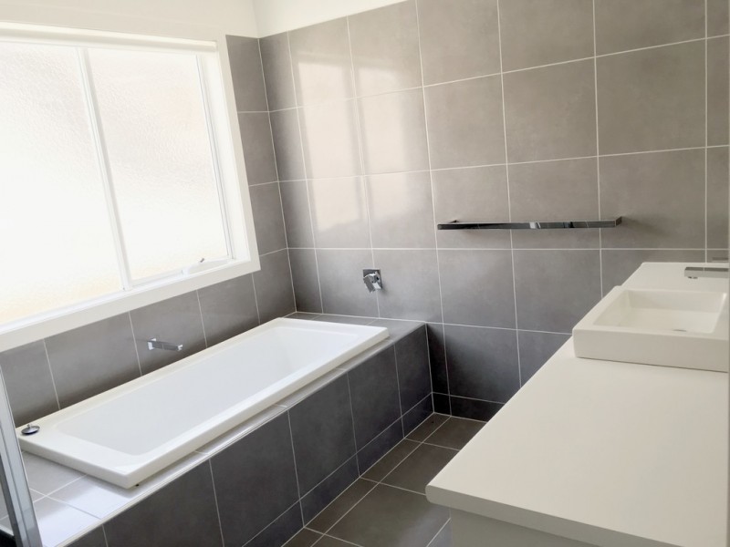 9 Wedmore Cres, Sunbury VIC 3429