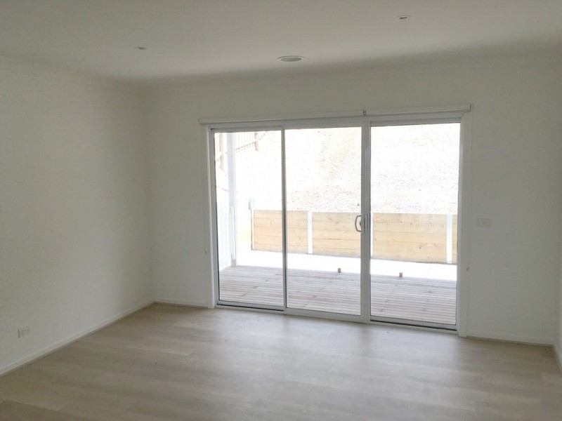 9 Wedmore Cres, Sunbury VIC 3429