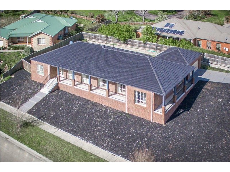 3 Mulgutherie Way, Gisborne VIC 3437