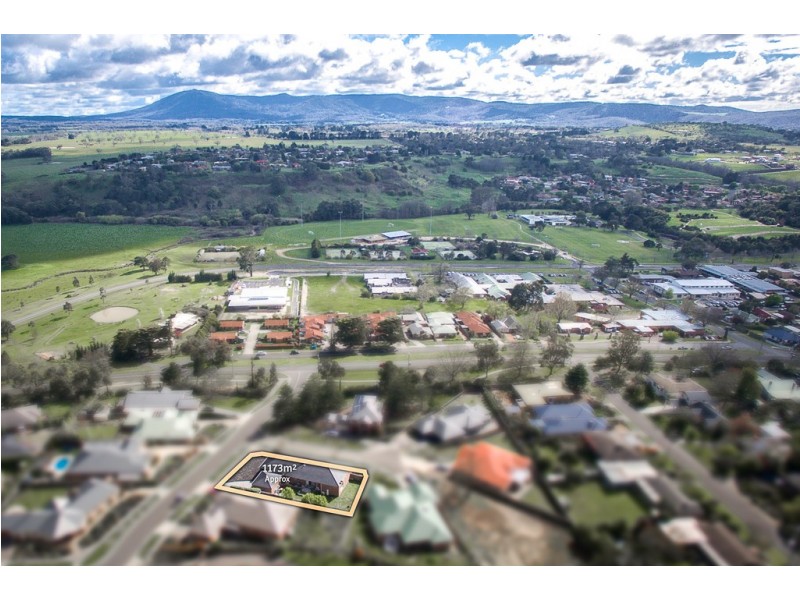 3 Mulgutherie Way, Gisborne VIC 3437