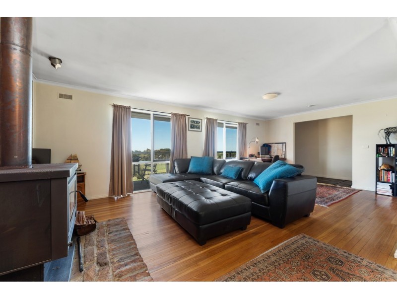 79 Berrie Road, Gisborne South VIC 3437