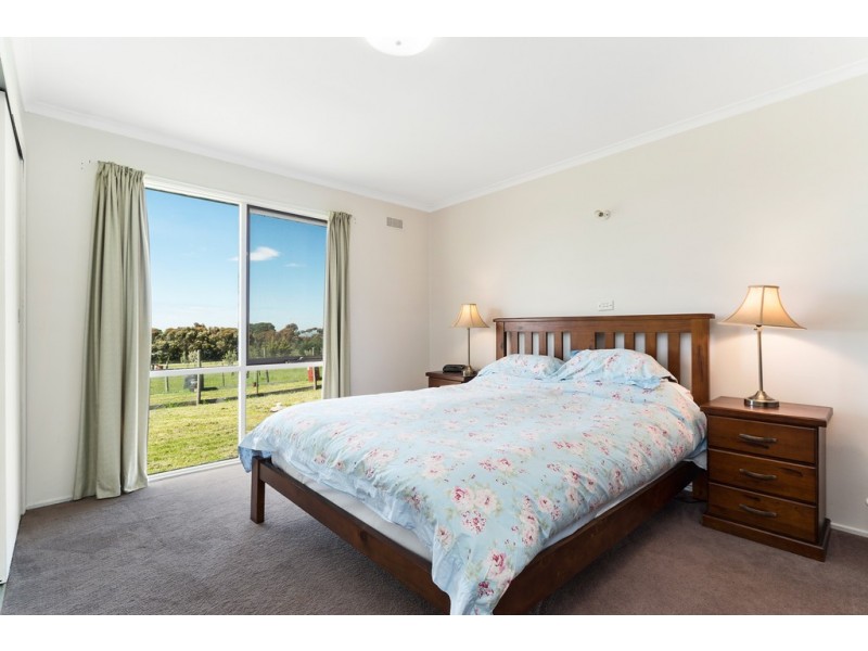 79 Berrie Road, Gisborne South VIC 3437