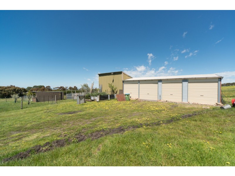 79 Berrie Road, Gisborne South VIC 3437