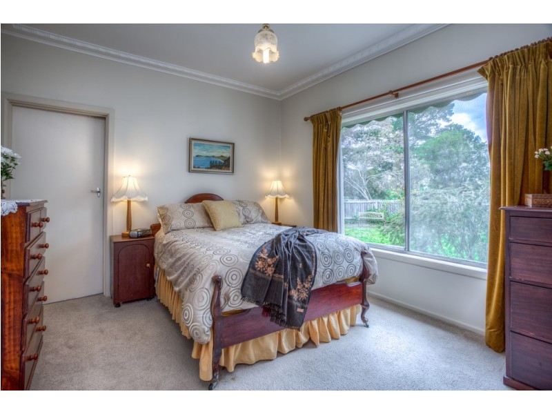 25 Morrow Road East, New Gisborne VIC 3438