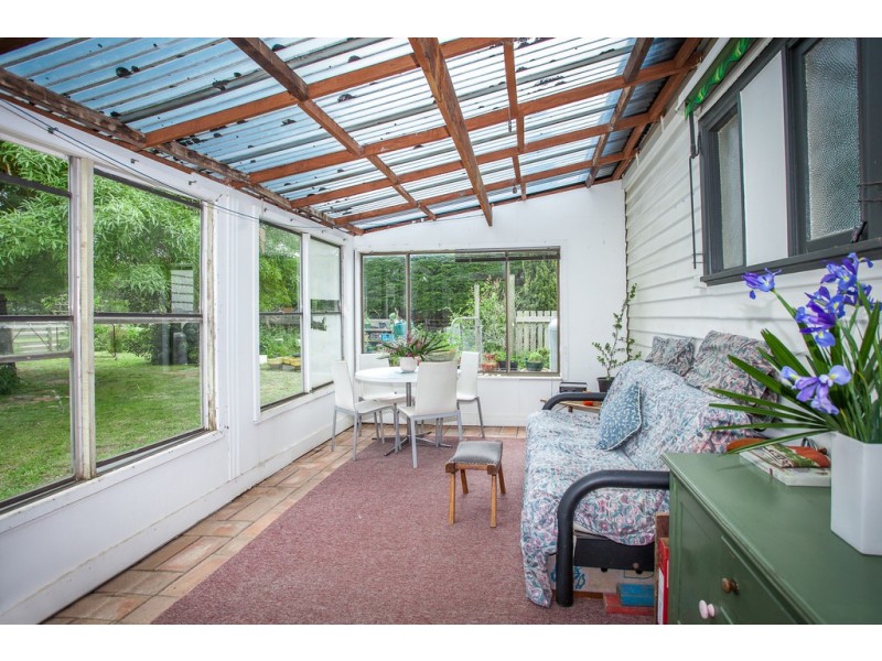 25 Morrow Road East, New Gisborne VIC 3438