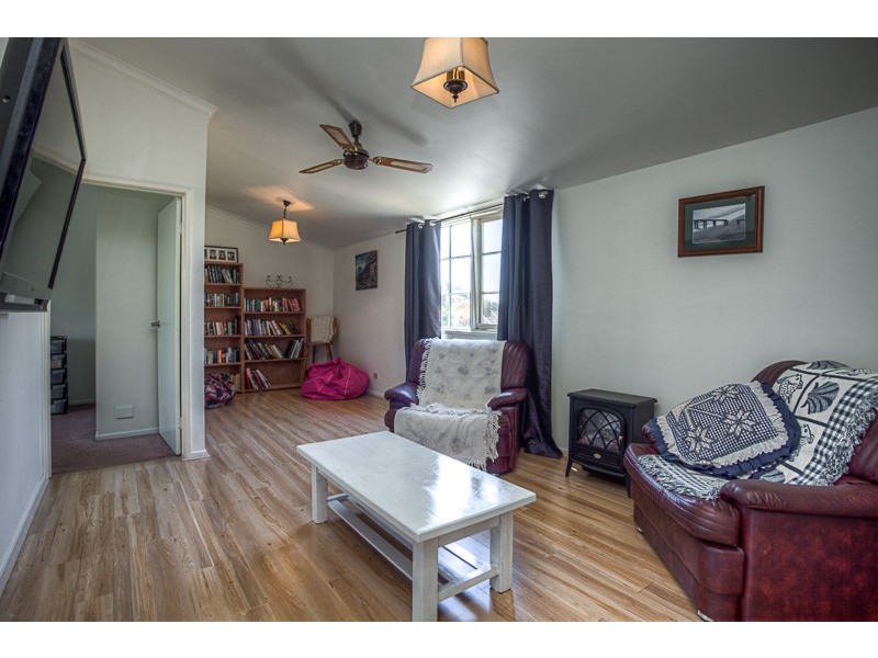 261 Sheedy Road, Gisborne VIC 3437