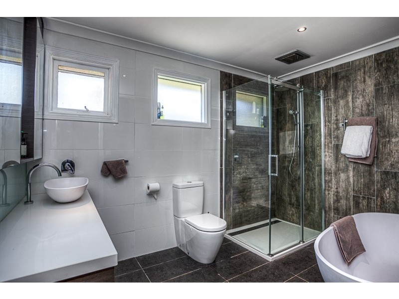 261 Sheedy Road, Gisborne VIC 3437