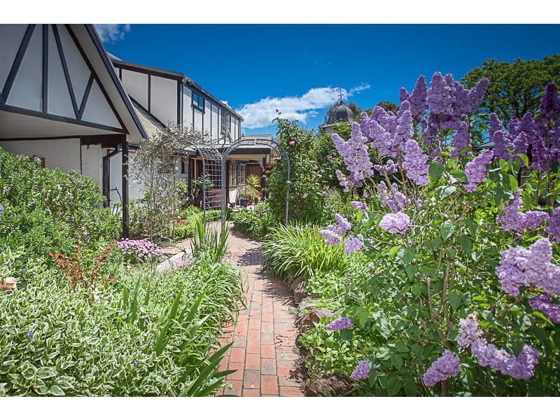 261 Sheedy Road, Gisborne VIC 3437