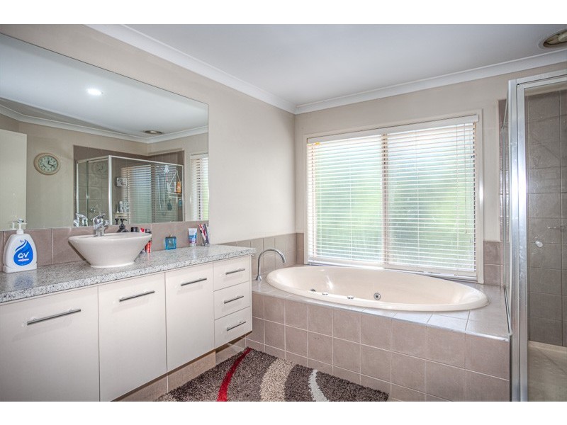 111 Sheedy Road, Gisborne VIC 3437